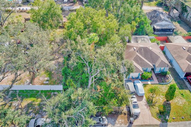 703 HOFFMAN BOULEVARD, Tampa, FL 33612