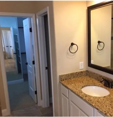 2 Caprice Bend Place, Tomball, TX 77375