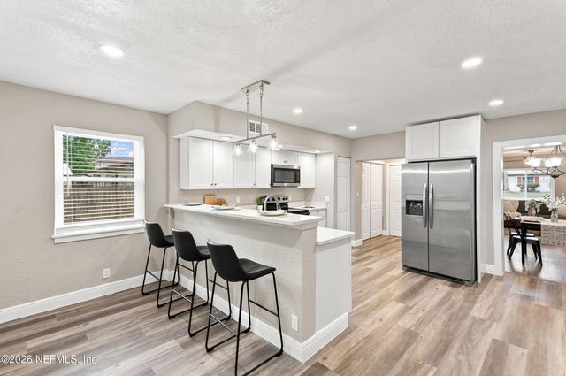 517 NIGHTINGALE Road, Jacksonville, FL 32216