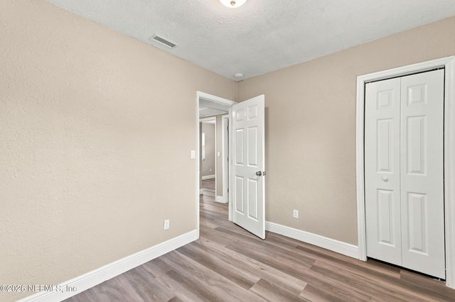 517 NIGHTINGALE Road, Jacksonville, FL 32216