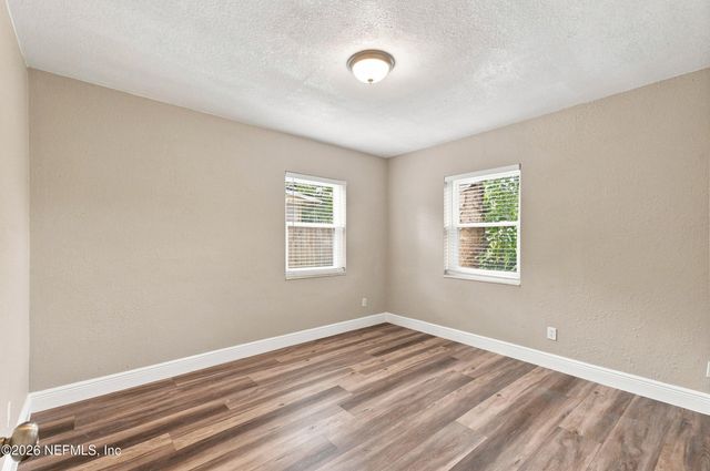 517 NIGHTINGALE Road, Jacksonville, FL 32216