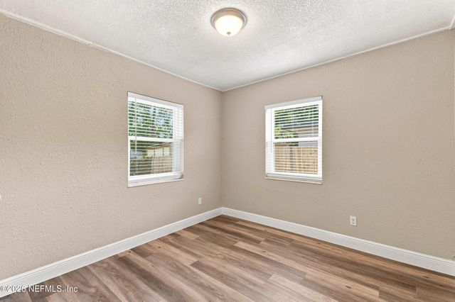 517 NIGHTINGALE Road, Jacksonville, FL 32216