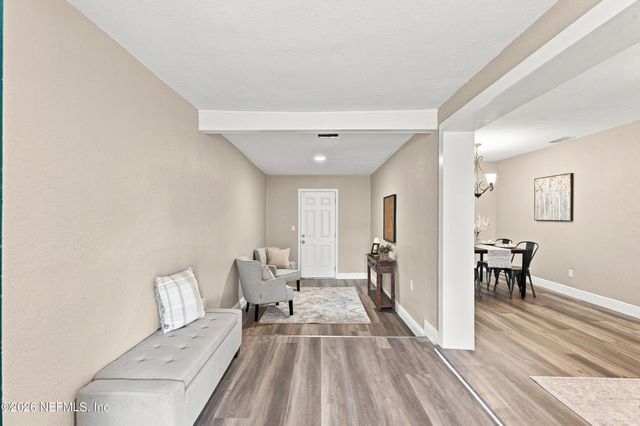 517 NIGHTINGALE Road, Jacksonville, FL 32216