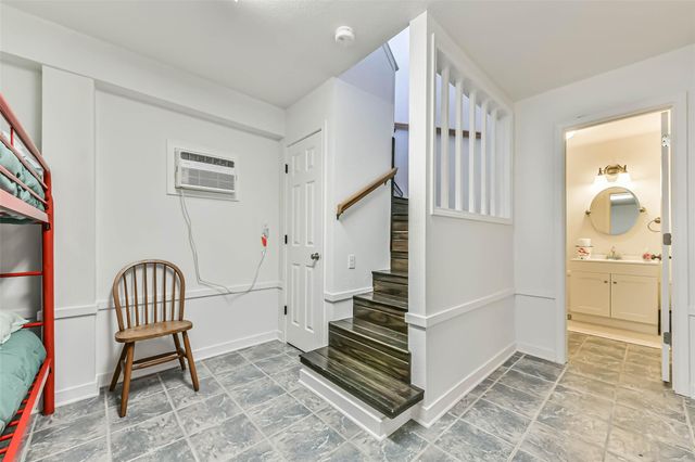 1302 Coral Way, Tiki Island, TX 77554