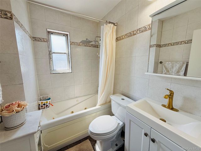 1626 Bayview Avenue, Bronx, NY 10465