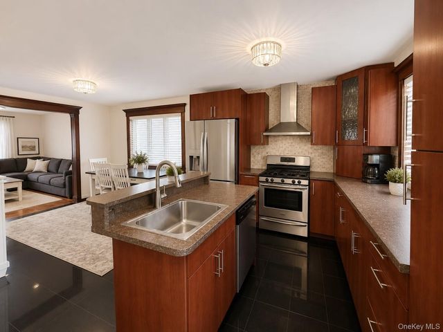 1626 Bayview Avenue, Bronx, NY 10465