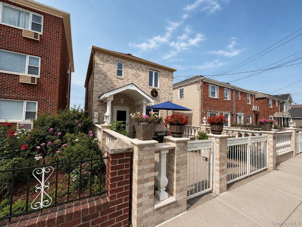 1626 Bayview Avenue, Bronx, NY 10465