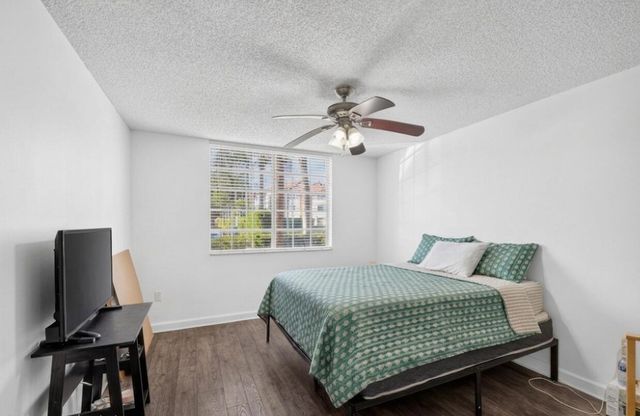 1733 Village Boulevard 105, West Palm Beach, FL 33409