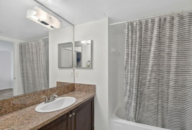 1733 Village Boulevard 105, West Palm Beach, FL 33409