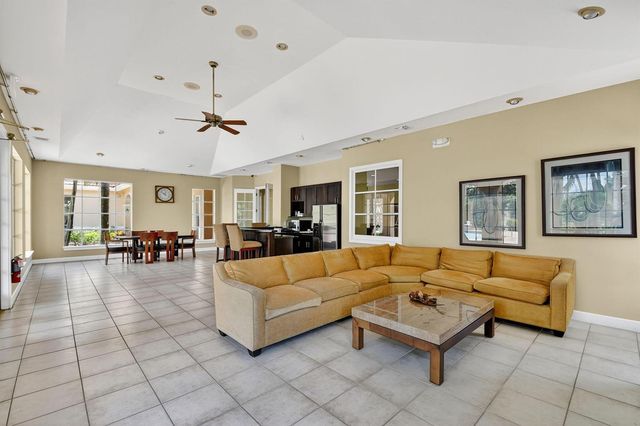 1733 Village Boulevard 105, West Palm Beach, FL 33409