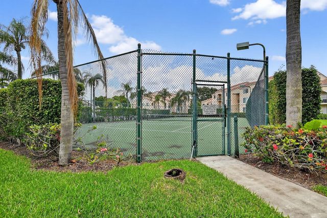 1733 Village Boulevard 105, West Palm Beach, FL 33409