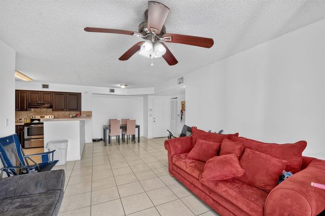 1733 Village Boulevard 105, West Palm Beach, FL 33409