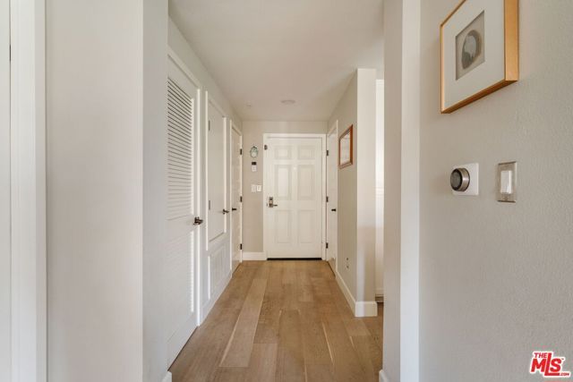 10648 Woodbridge Street 106, Toluca Lake (los Angeles), CA 91602