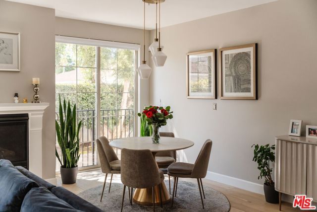 10648 Woodbridge Street 106, Toluca Lake (los Angeles), CA 91602