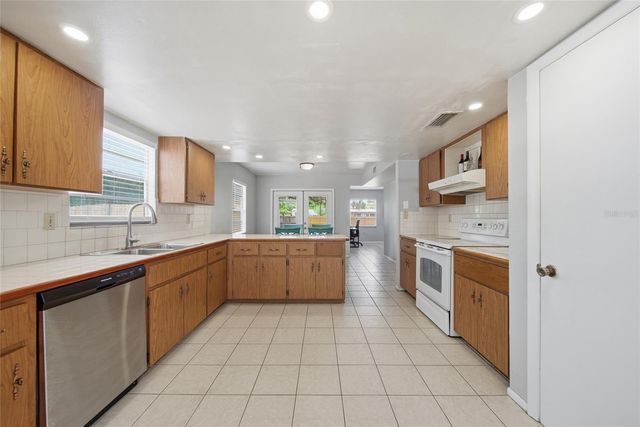5315 9TH AVENUE DRIVE W, Bradenton, FL 34209