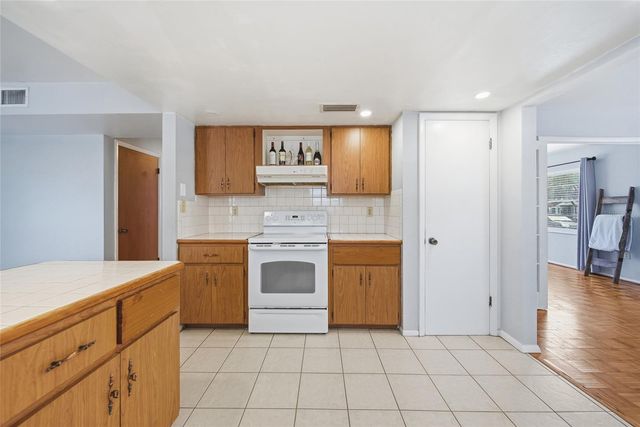5315 9TH AVENUE DRIVE W, Bradenton, FL 34209