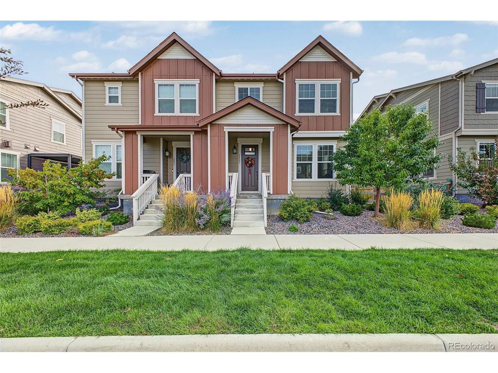 2437 Flats St, Erie, CO 80516