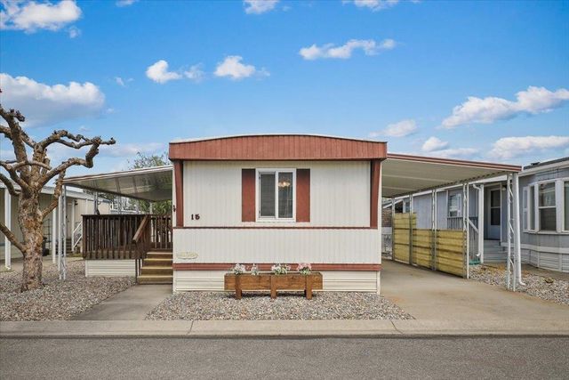 304 S Conklin Rd, Veradale, WA 99037