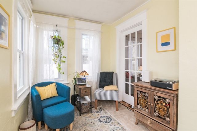 69 Belvidere St, Springfield, MA 01108