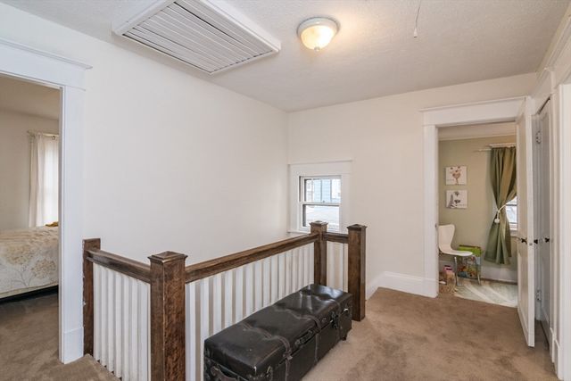 69 Belvidere St, Springfield, MA 01108