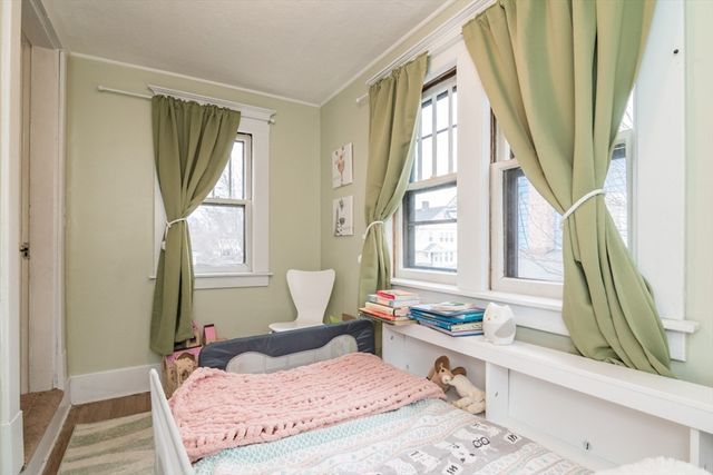 69 Belvidere St, Springfield, MA 01108