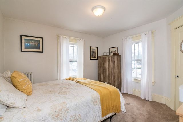 69 Belvidere St, Springfield, MA 01108