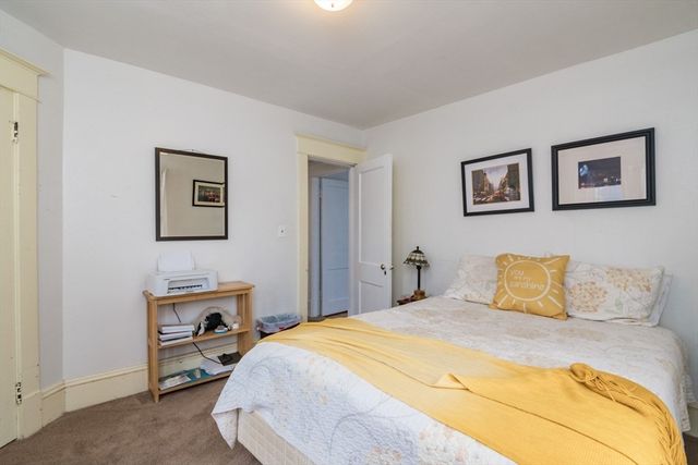 69 Belvidere St, Springfield, MA 01108