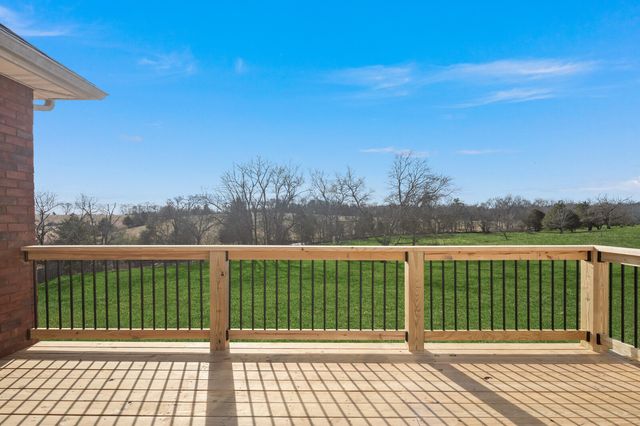 1017 Cabriolet Ct, Gallatin, TN 37066