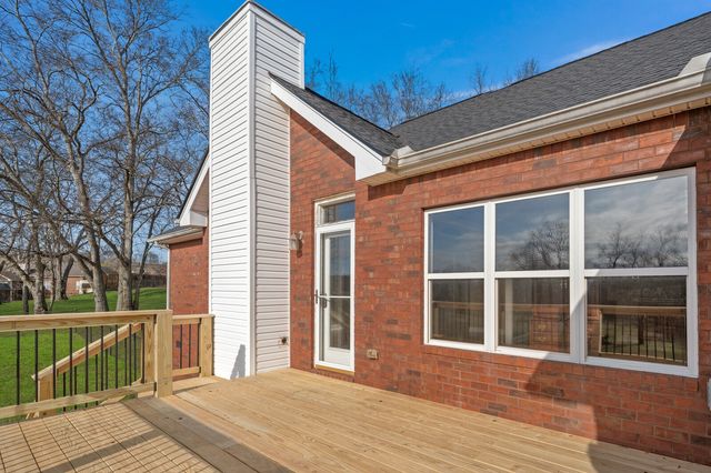 1017 Cabriolet Ct, Gallatin, TN 37066