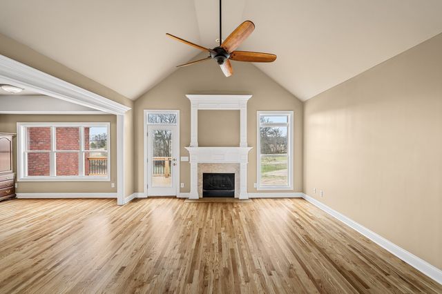 1017 Cabriolet Ct, Gallatin, TN 37066