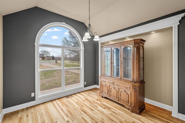 1017 Cabriolet Ct, Gallatin, TN 37066