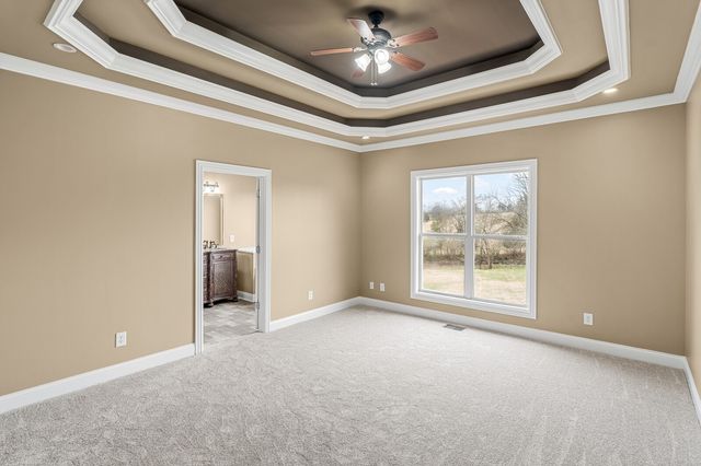 1017 Cabriolet Ct, Gallatin, TN 37066