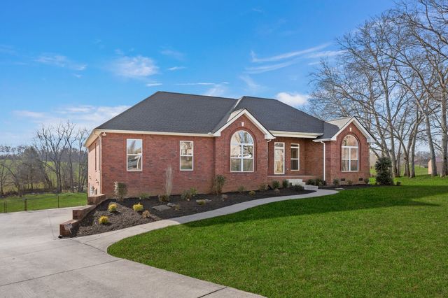 1017 Cabriolet Ct, Gallatin, TN 37066