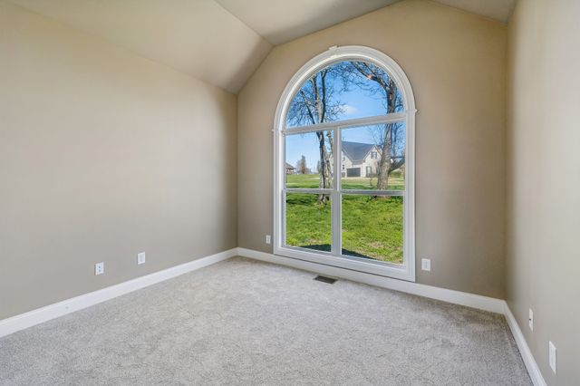 1017 Cabriolet Ct, Gallatin, TN 37066