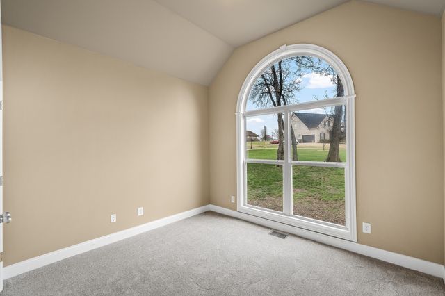 1017 Cabriolet Ct, Gallatin, TN 37066