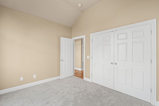 1017 Cabriolet Ct, Gallatin, TN 37066