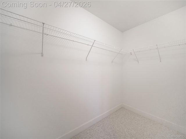 1230 Diamond Court E, Royal Oak, MI 48067
