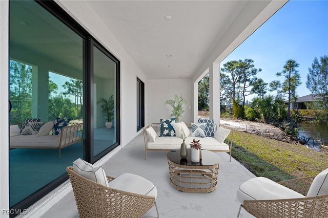2012 Jackson AVE, Alva, FL 33920
