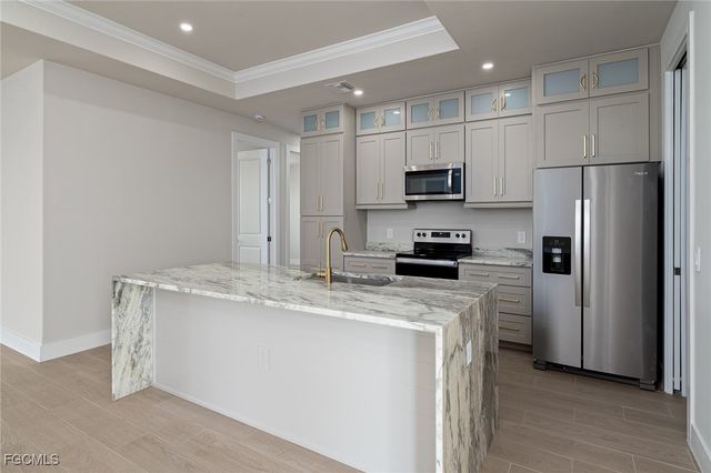 2012 Jackson AVE, Alva, FL 33920