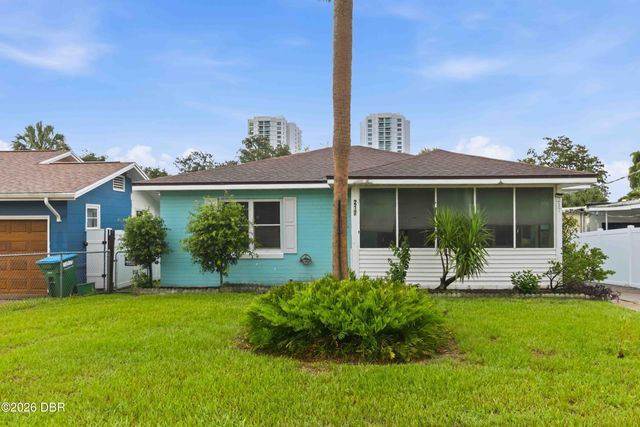 217 Daytona Avenue, Daytona Beach, FL 32117