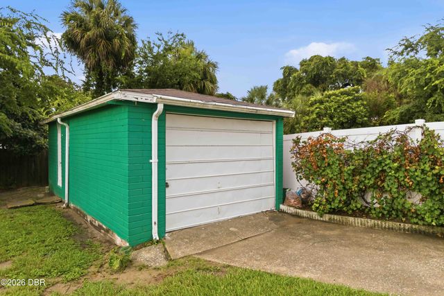 217 Daytona Avenue, Daytona Beach, FL 32117