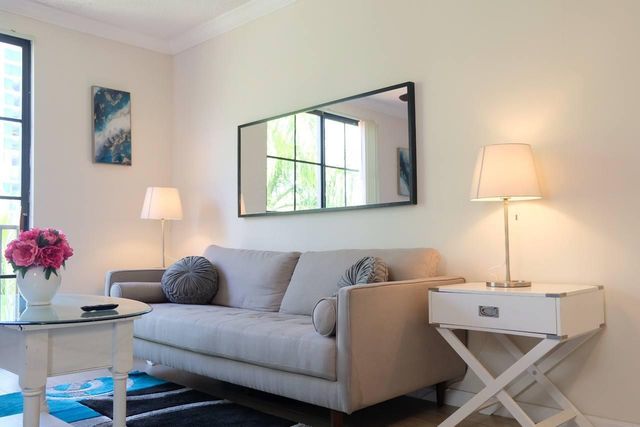 720 S Sapodilla Avenue 514, West Palm Beach, FL 33401