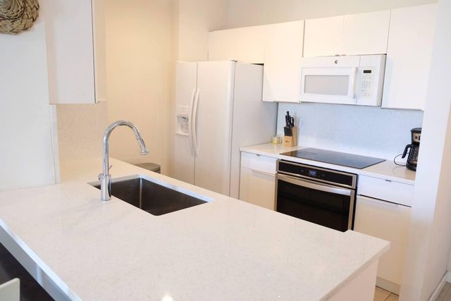 720 S Sapodilla Avenue 514, West Palm Beach, FL 33401