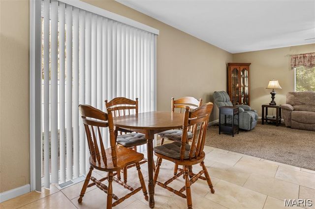 302 BRITANNA Drive, Swansea, IL 62226