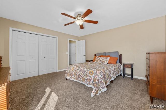 302 BRITANNA Drive, Swansea, IL 62226