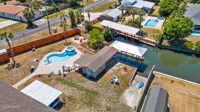 4423 Northshore Road, Lynn Haven, FL 32444
