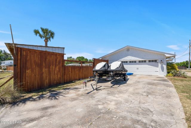 4423 Northshore Road, Lynn Haven, FL 32444