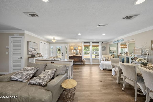 4423 Northshore Road, Lynn Haven, FL 32444