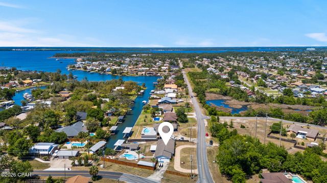 4423 Northshore Road, Lynn Haven, FL 32444