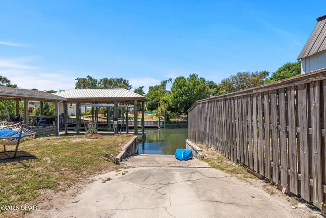 4423 Northshore Road, Lynn Haven, FL 32444